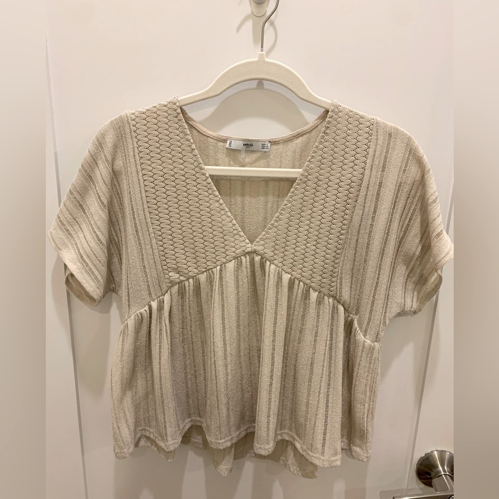 Mango Oatmeal Colored V-Neck Top, Women’s Size S
